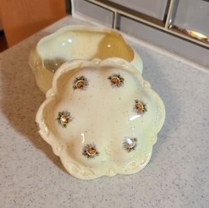 Pottery trinket dish with lid for sale
